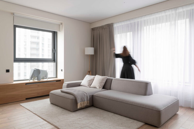 DDD Architects | 60㎡，莫斯科白色+原木色温馨小宅