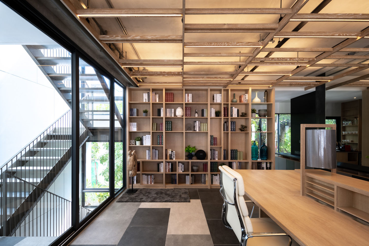 baan puripuri,泰国曼谷,295㎡,Baan Puripuri办公室,办公室设计案例,国外办公室设计,办公室设计方案,办公室装修,家庭办公室,联排别墅,SOHO