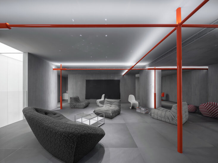 DOMANI 东仓建设 | 北京 VMESHOU 三里屯旗舰店