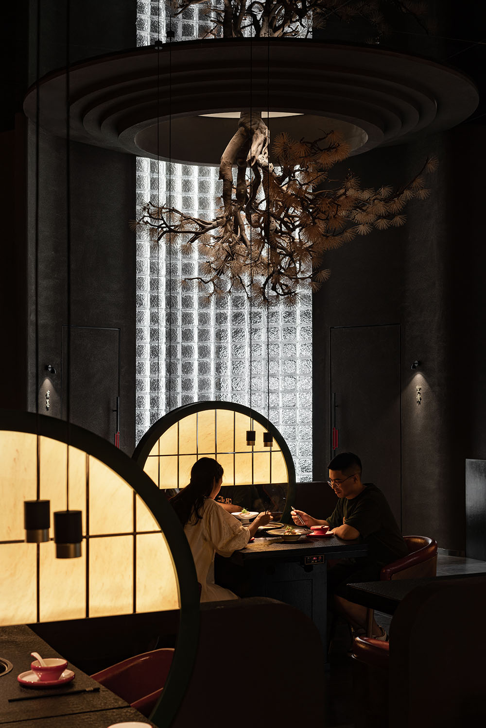 餐厅设计,高档餐厅设计,川菜餐厅设计,中式餐厅设计,新中式餐厅,新中式川菜餐厅,餐厅设计案例,顺祺佛爷煲,重庆顺祺佛爷煲,维地营造设计,维地营造,V·Design