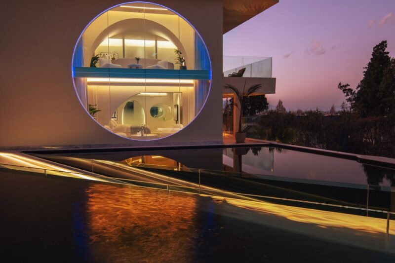 寻常设计事务所 | “流水望月”- 大理青绿海景度假酒店设计