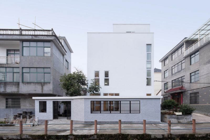 田之间建筑&植田建筑 | “极小天井住宅”—杭州千岛湖方宅