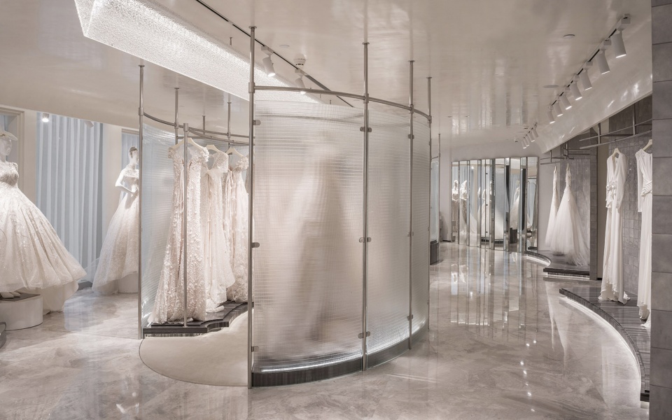 服装店设计,婚纱馆设计,婚纱店设计,杭州婚纱店,杭州MANLIBRIDAL,服装店设计案例,MANLIBRIDAL婚纱馆,杭州MANLIBRIDAL婚纱馆,水丁集设计,水丁集,水丁集设计作品