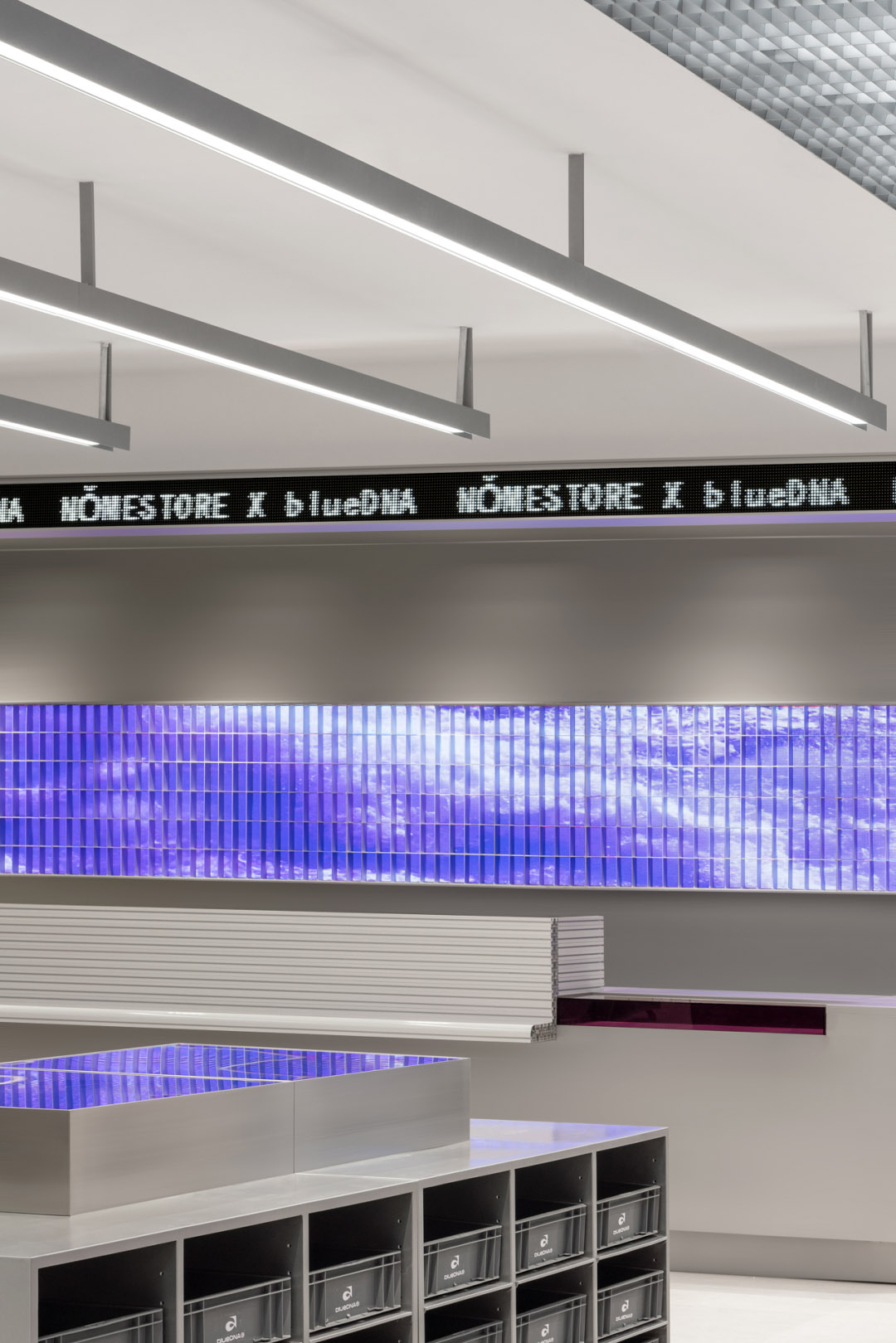 商业空间设计,零售店设计,日用品零售店设计,blueDNA,深圳零售店设计,深圳服装店设计,零售品牌概念店,NǑME,NǑME概念店,深圳NǑME,超级平常设计,超级平常
