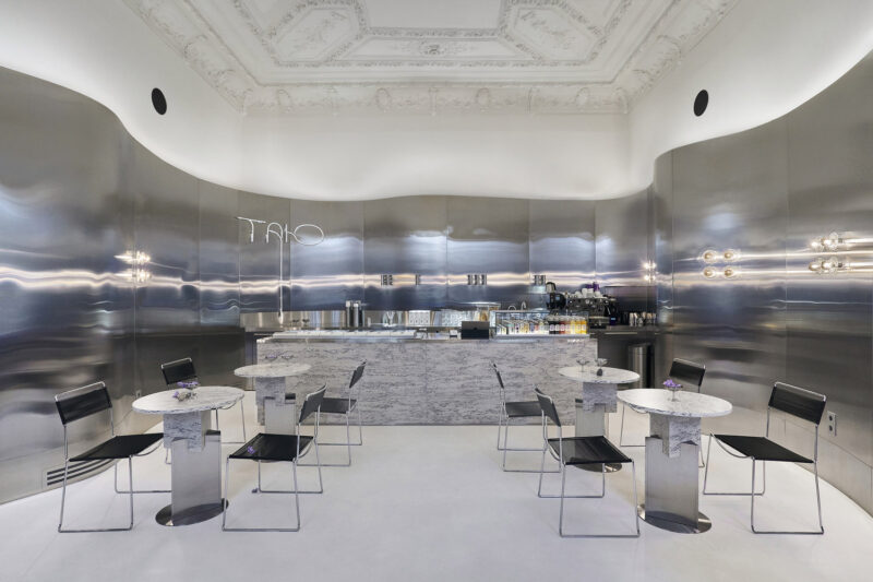 Sivak+Partners Studio | 74㎡，乌克兰敖德萨ТАЮ冰淇淋店设计