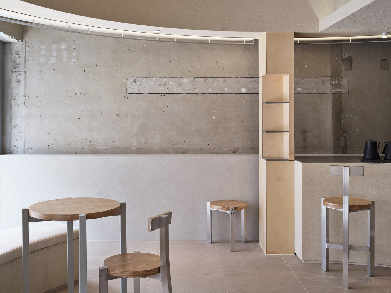 design by 83,咖啡厅设计,咖啡厅设计案例,韩国,45㎡,咖啡店设计,国外咖啡店设计,or whatever Café