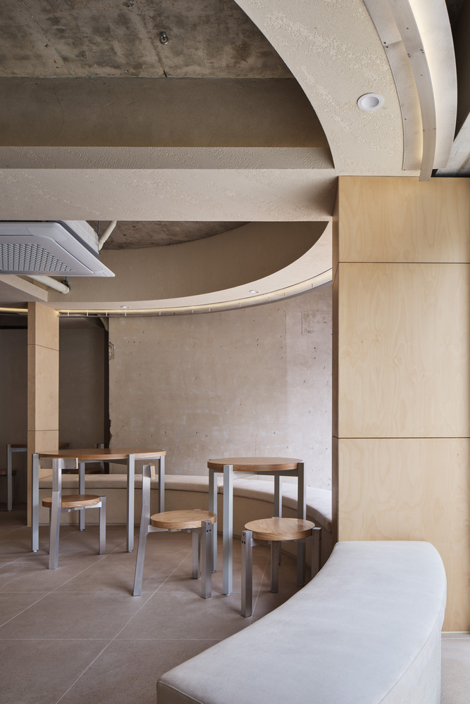 design by 83,咖啡厅设计,咖啡厅设计案例,韩国,45㎡,咖啡店设计,国外咖啡店设计,or whatever Café