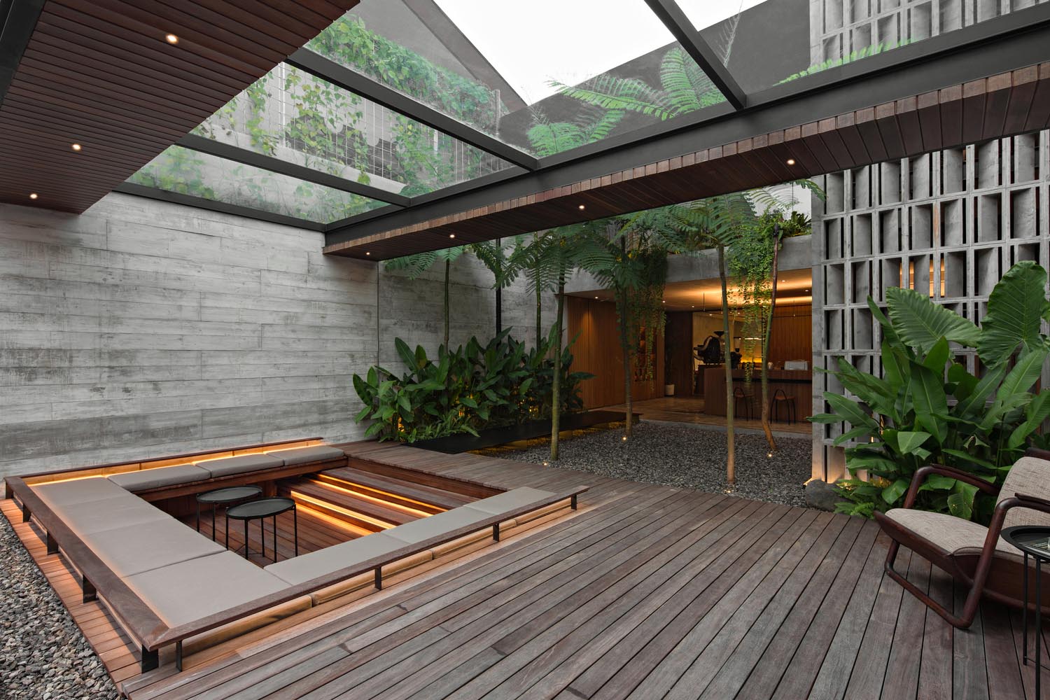 Arti Design Studio,咖啡厅设计,咖啡厅设计案例,雅加达,250㎡,咖啡店设计,国外咖啡店设计