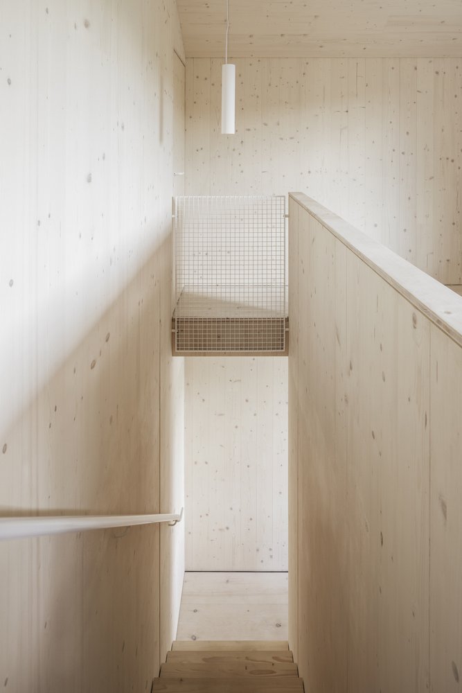 民宿设计,民宿改造设计,Fröhlich Gassner Architekten,民宿设计案例,170㎡,德国,Kleine Bleibe,度假民宿,民宿建筑设计,原木色