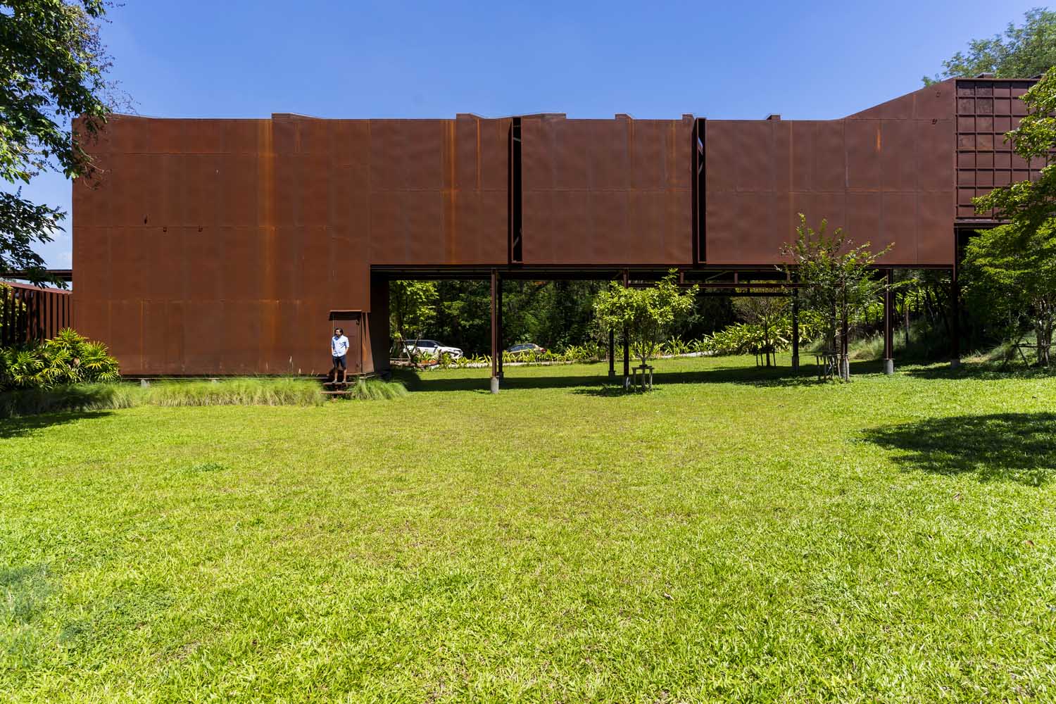 SOP Café,咖啡厅设计,咖啡厅设计案例,泰国,Backyard Architect,咖啡店设计,国外咖啡店设计,咖啡厅平面图,900㎡