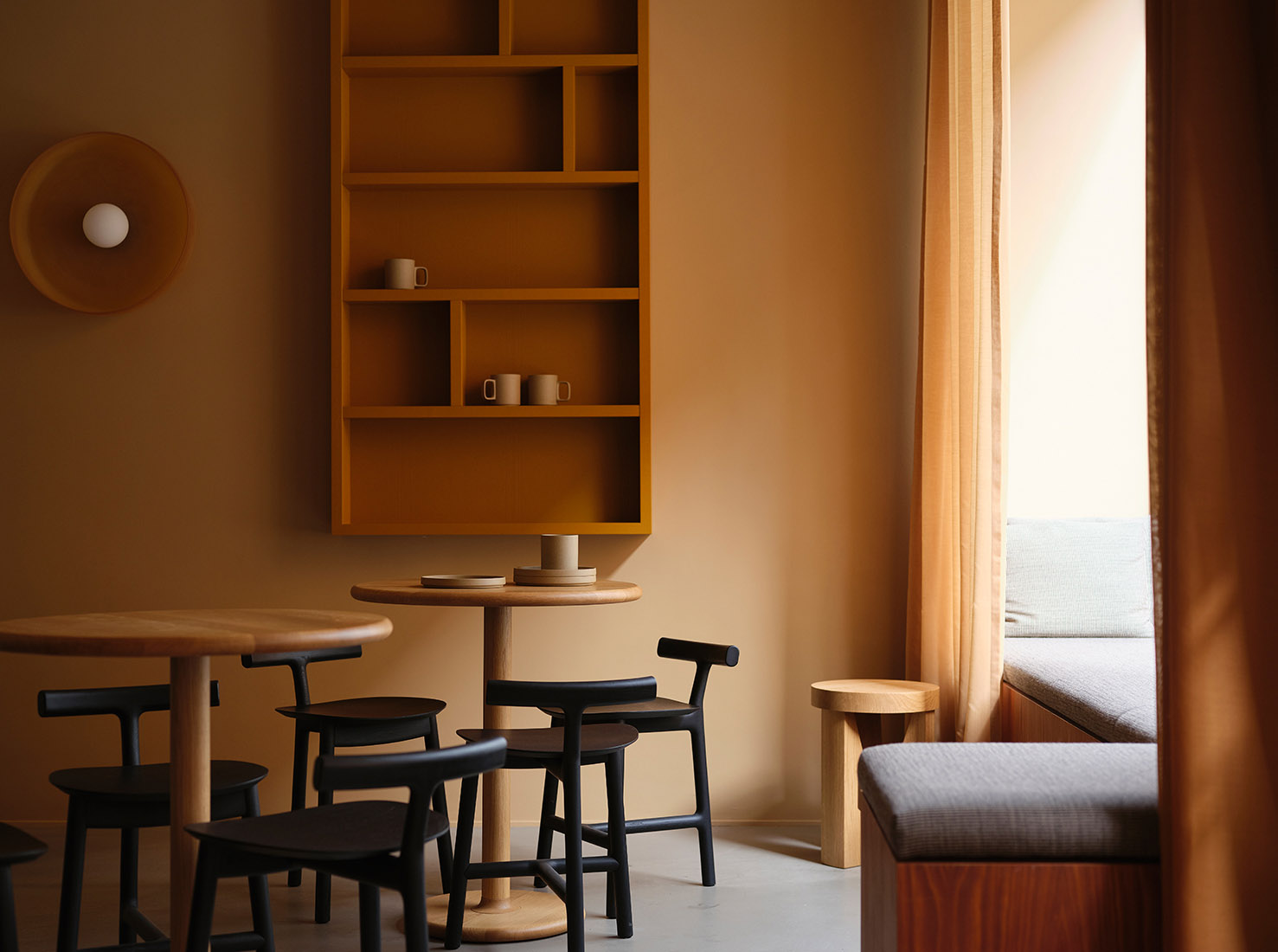 Note Design Studio,瑞典,办公室设计,酒吧设计案例,国外酒吧设计,酒吧设计方案,技术咨询公司,斯德哥尔摩,办公室小酒吧