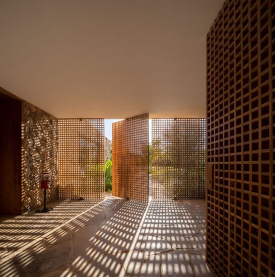 Gabriel Garbin Arquitetura〡865㎡，巴西趣味光影景观别墅