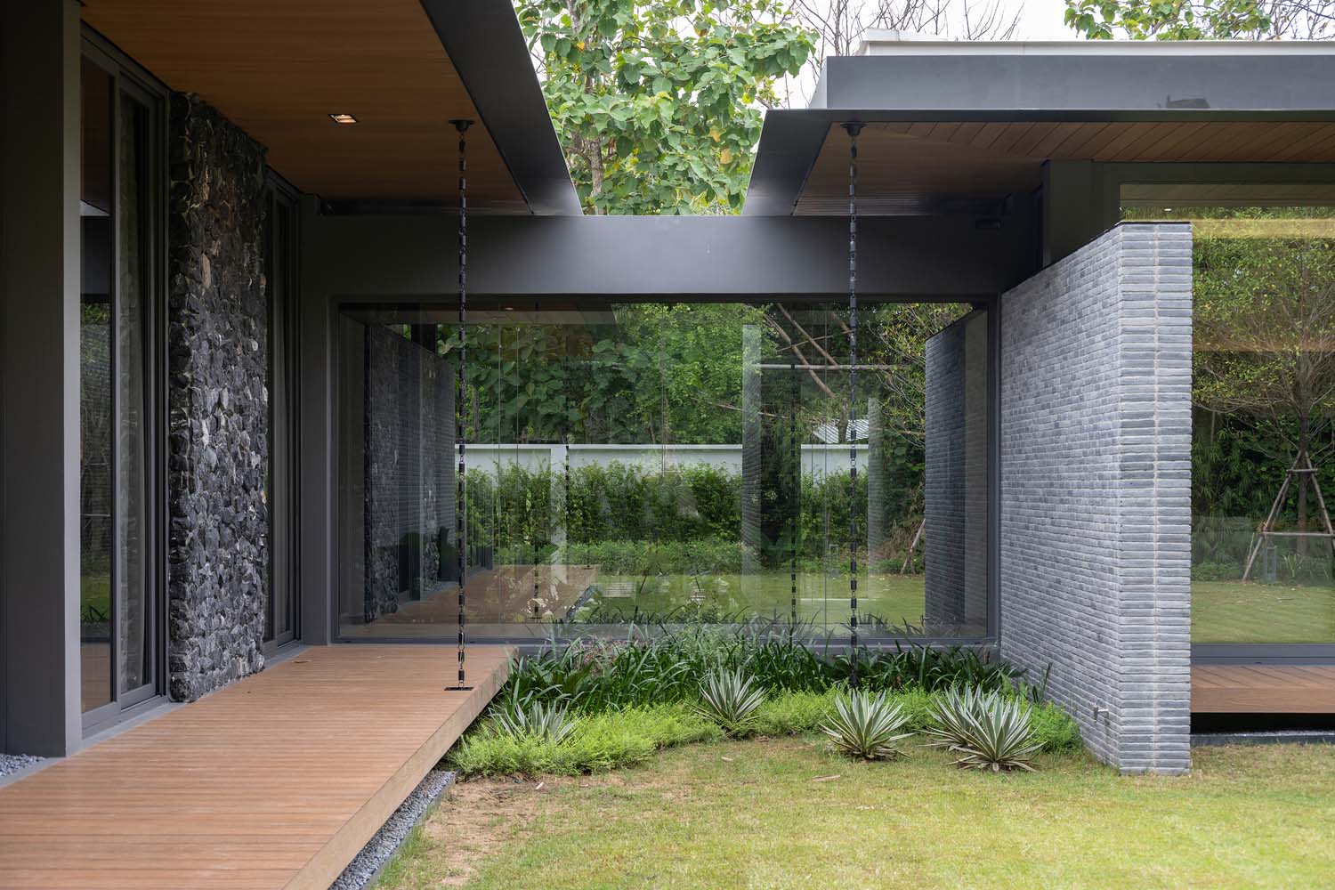 别墅设计,别墅设计案例,Architecture's Matter,泰国,国外别墅设计案例,别墅装修,住宅设计,庭院景观别墅,别墅设计方案