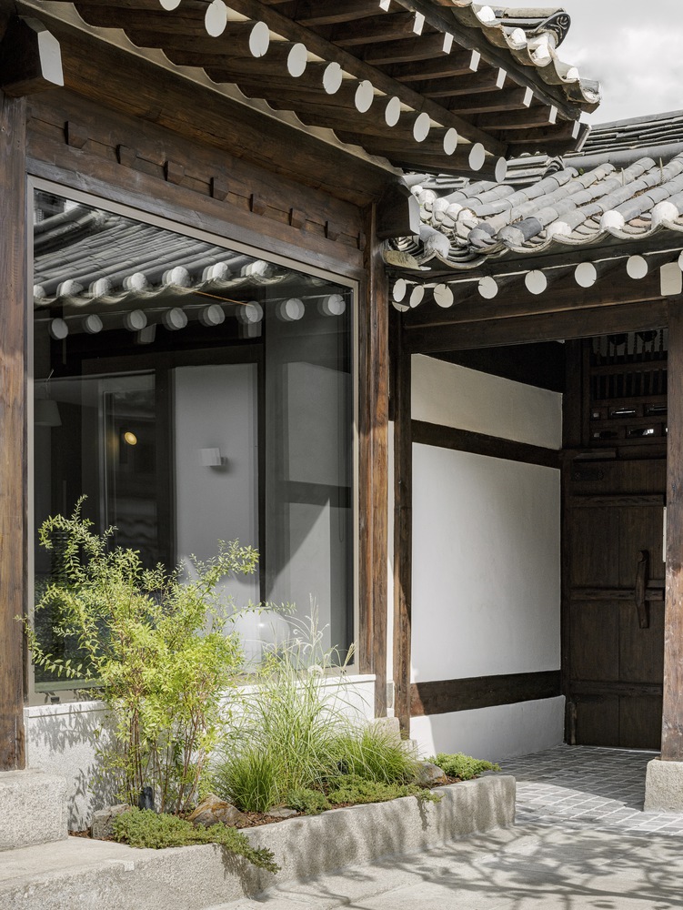 民宿设计,民宿改造设计,oftn studio,hiddenjae度假民宿,韩屋,民宿设计案例,185㎡,韩国,度假别墅,度假民宿,侘寂风格民宿设计,侘寂美学