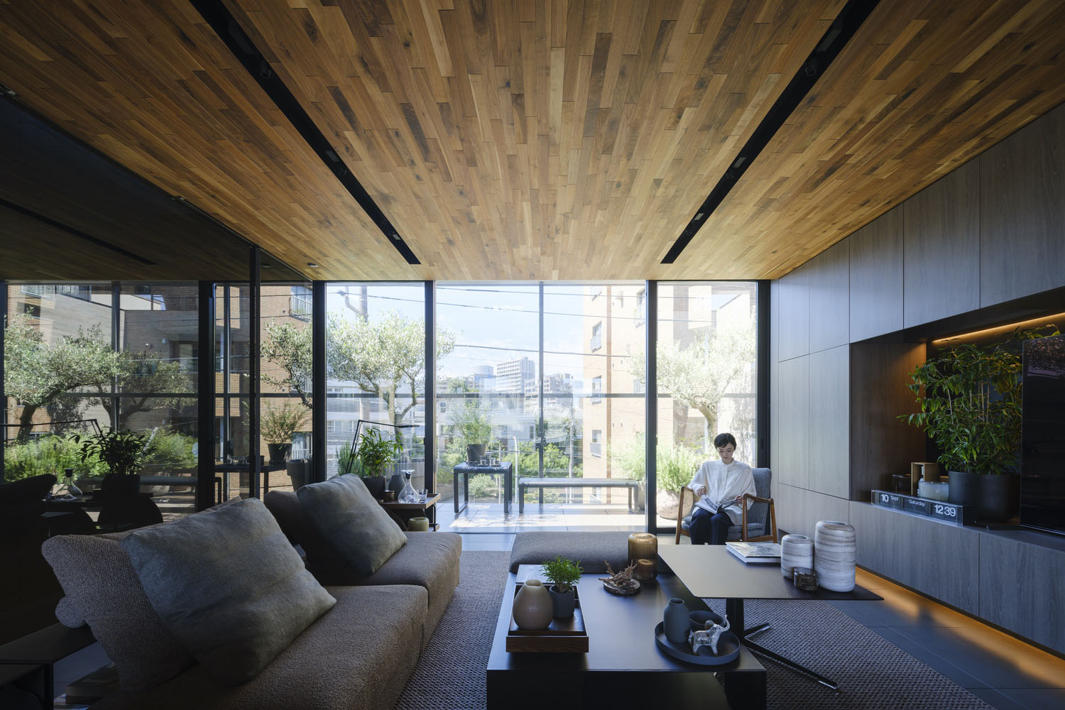 住宅建筑设计,绿色住宅设计案例,APOLLO Architects & Associates,日本,涩谷,国外住宅设计案例,230㎡,住宅设计,APOLLO