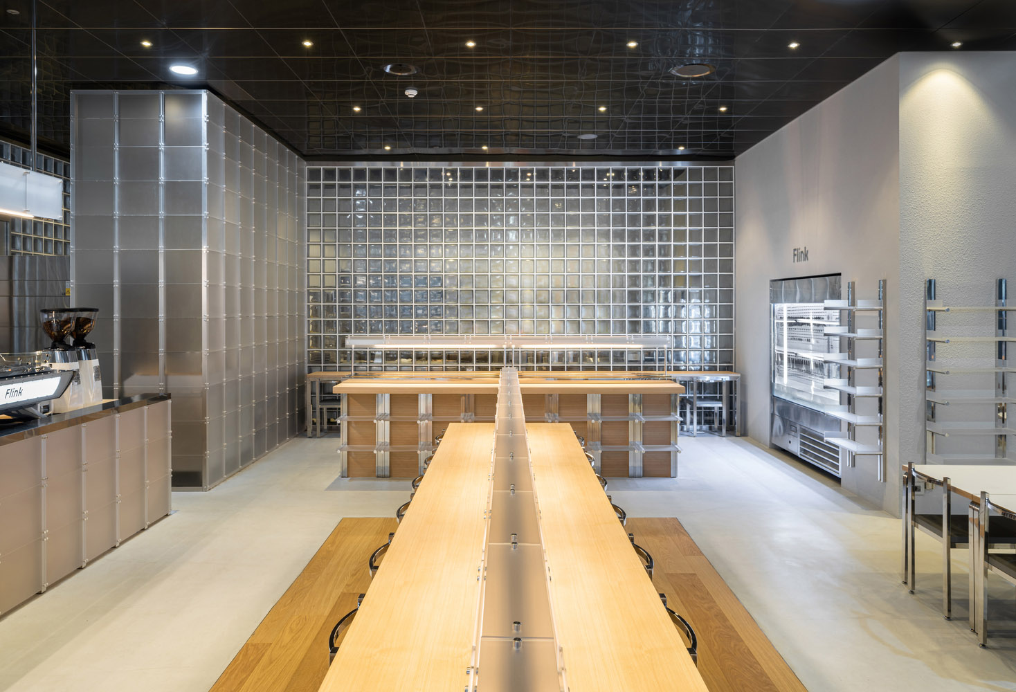 咖啡店设计,GGJH,咖啡店设计案例,韩国,板桥,小咖啡店设计,咖啡厅,国外咖啡厅设计案例,Flink 咖啡面包烘焙店,面包店设计,烘焙店设计