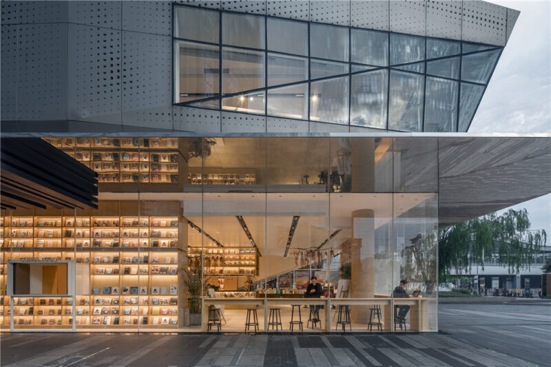 OFFICE AIO｜北京Page One书店