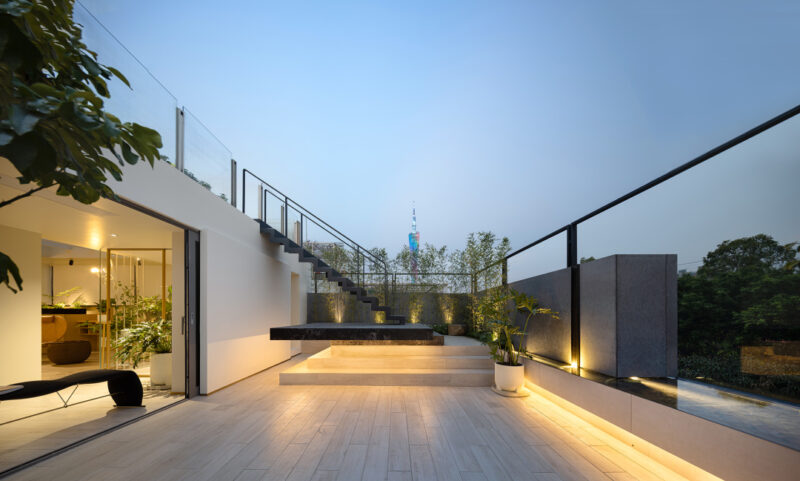 有喆设计 | 360㎡，广州二沙岛别墅-自然光居