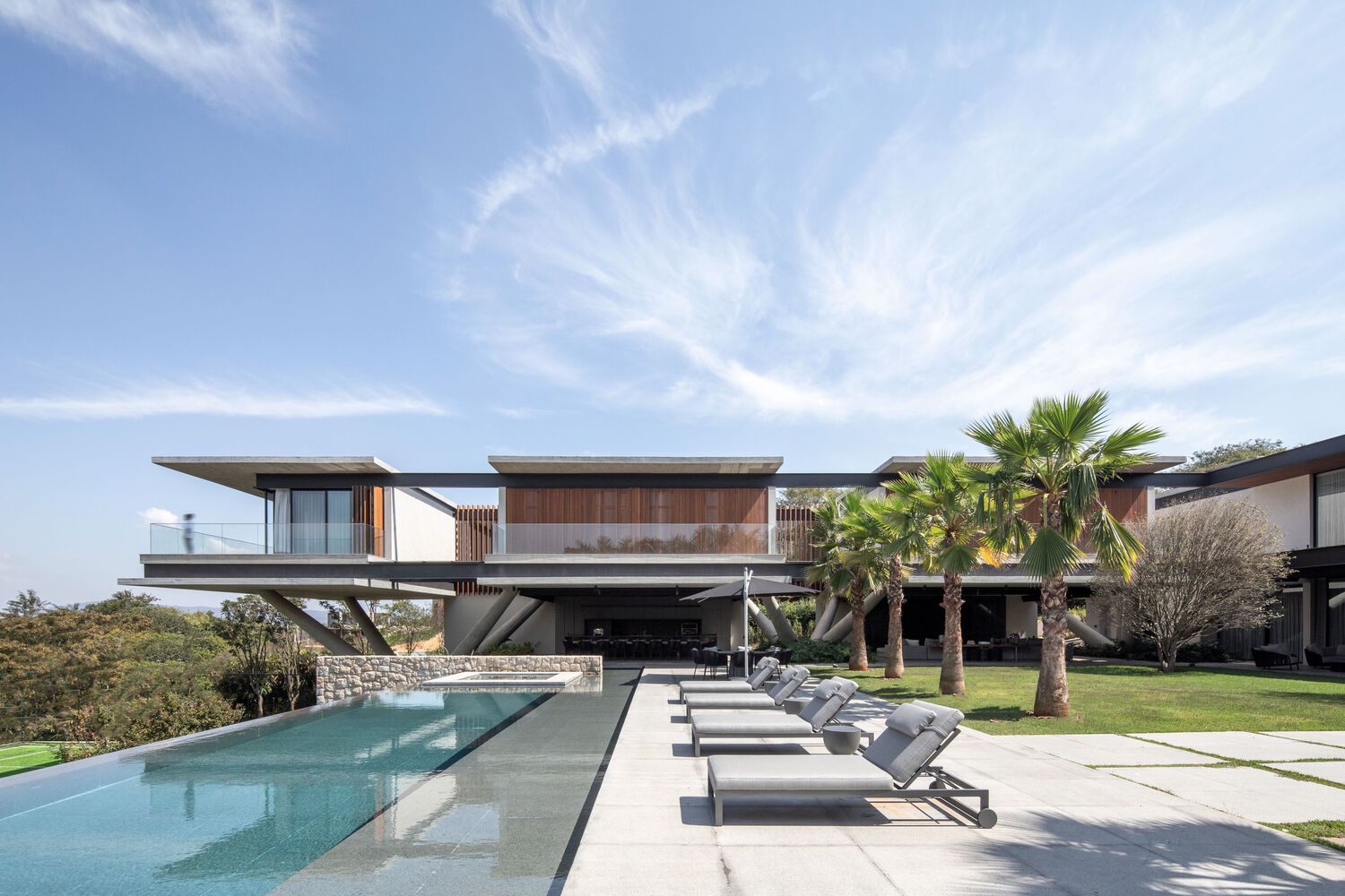 别墅设计,景观别墅设计,Felipe Caboclo Arquitetura,国外别墅设计案例,巴西,2300㎡,别墅泳池