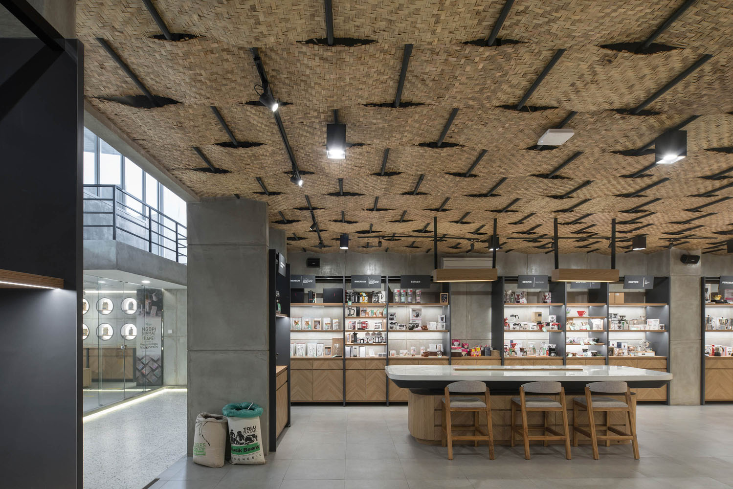 Realrich Architecture,万隆,咖啡厅设计案例,咖啡厅装修,Otten Coffee Experience,印尼,770㎡