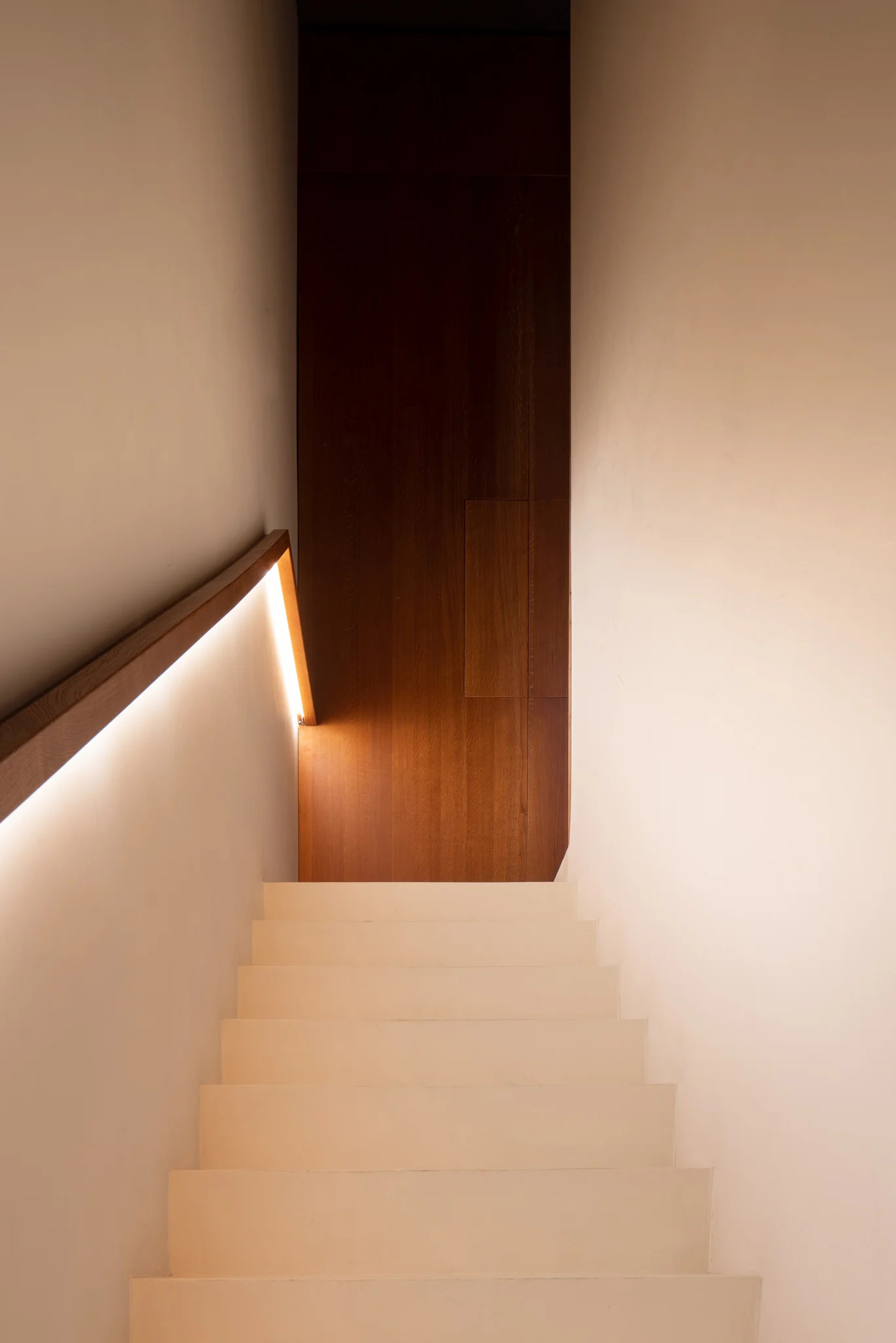西餐厅设计,FADD Architects,休闲餐厅设计,意大利,现代风格餐厅设计案例,高级西餐厅