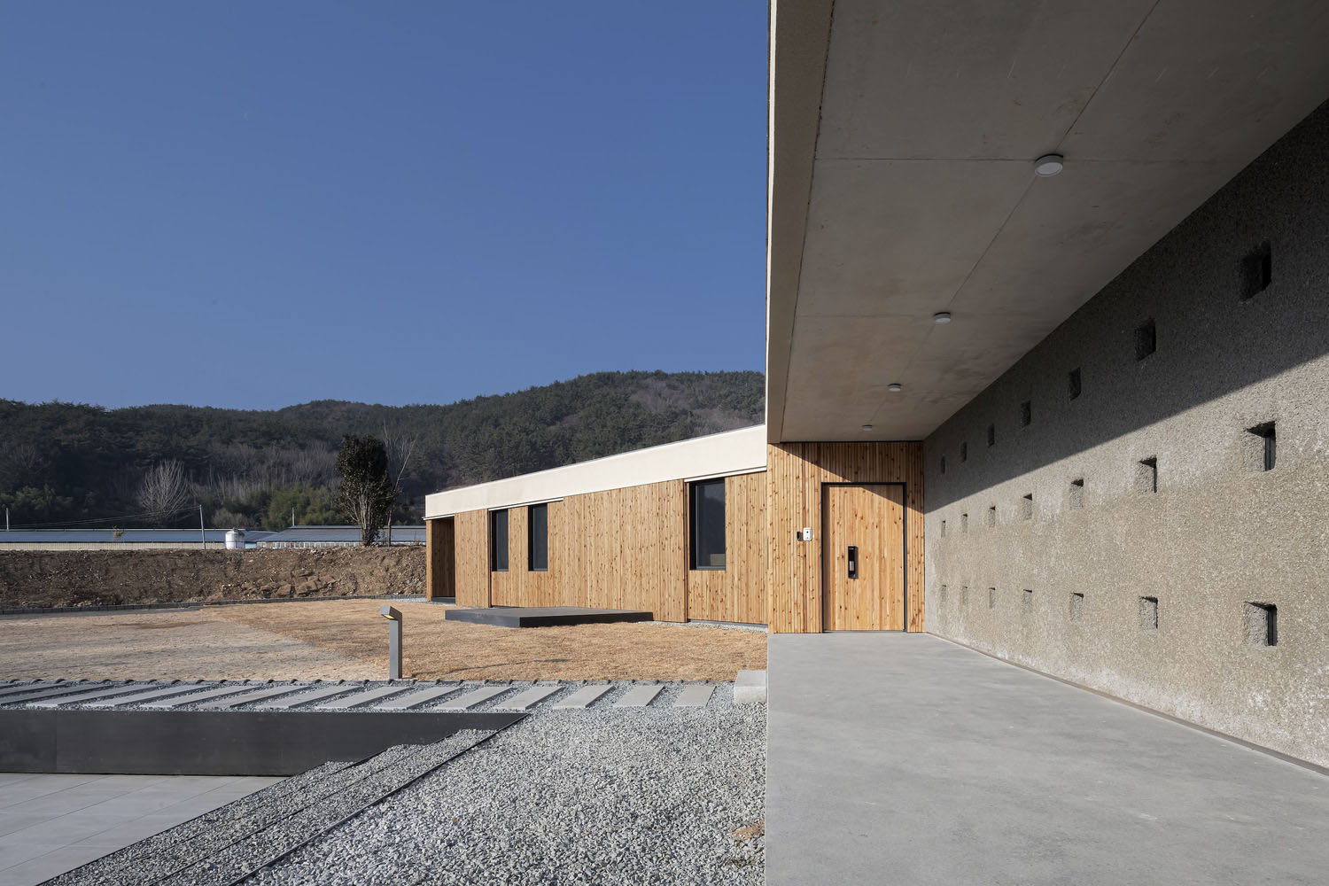TURTLE Architects,韩国,住宅设计,200㎡,国外住宅设计案例,极简风格,乡村住宅,独栋住宅