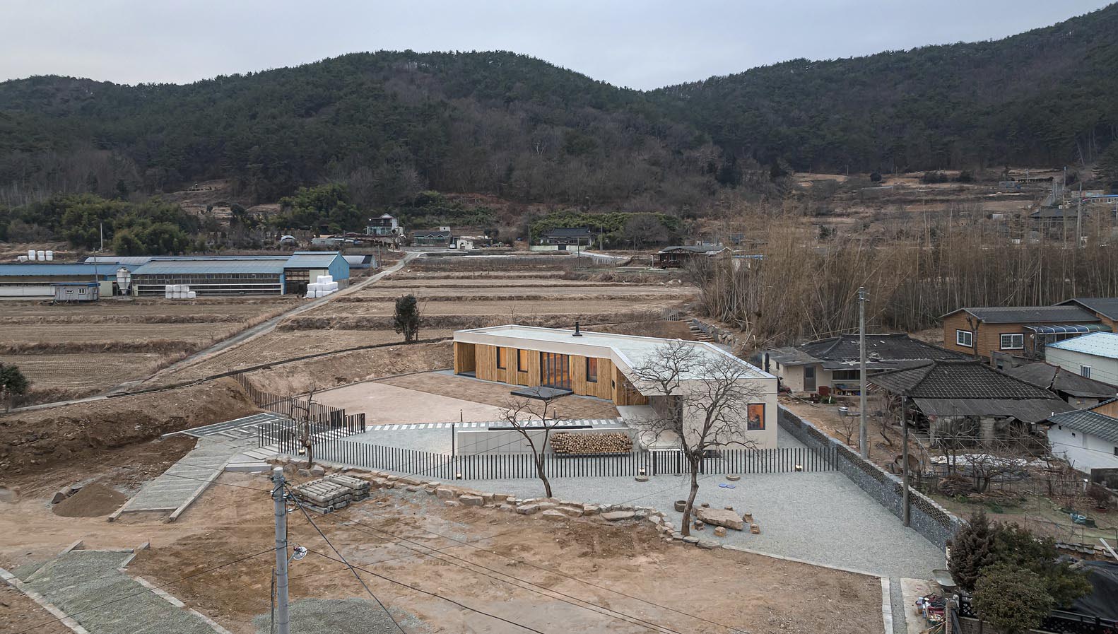 TURTLE Architects,韩国,住宅设计,200㎡,国外住宅设计案例,极简风格,乡村住宅,独栋住宅