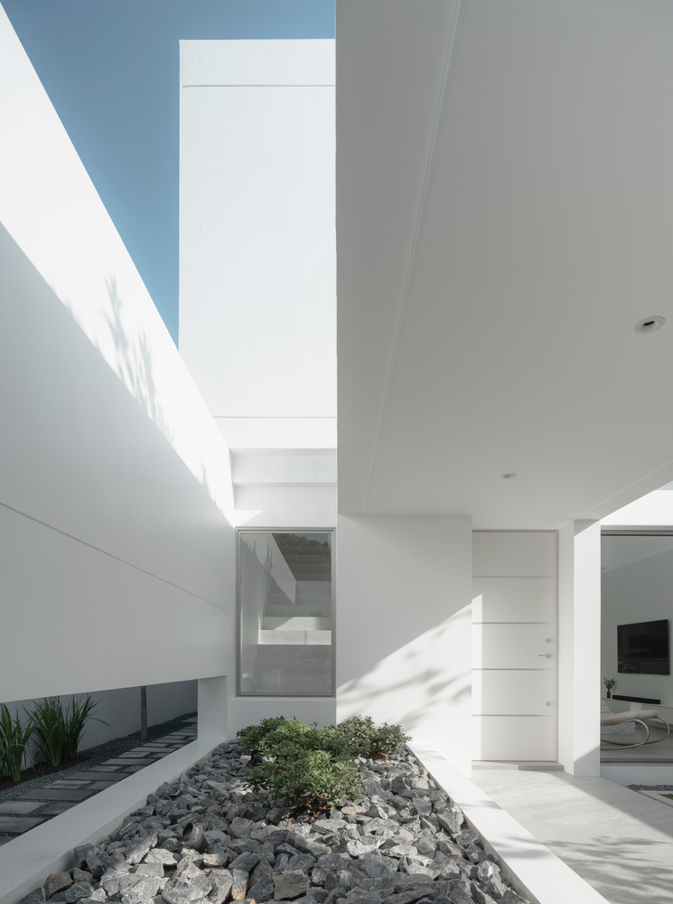 别墅设计,别墅设计案例,Blank Studio,泰国,国外别墅设计案例,别墅装修,住宅设计,清迈,145㎡,极简风格别墅