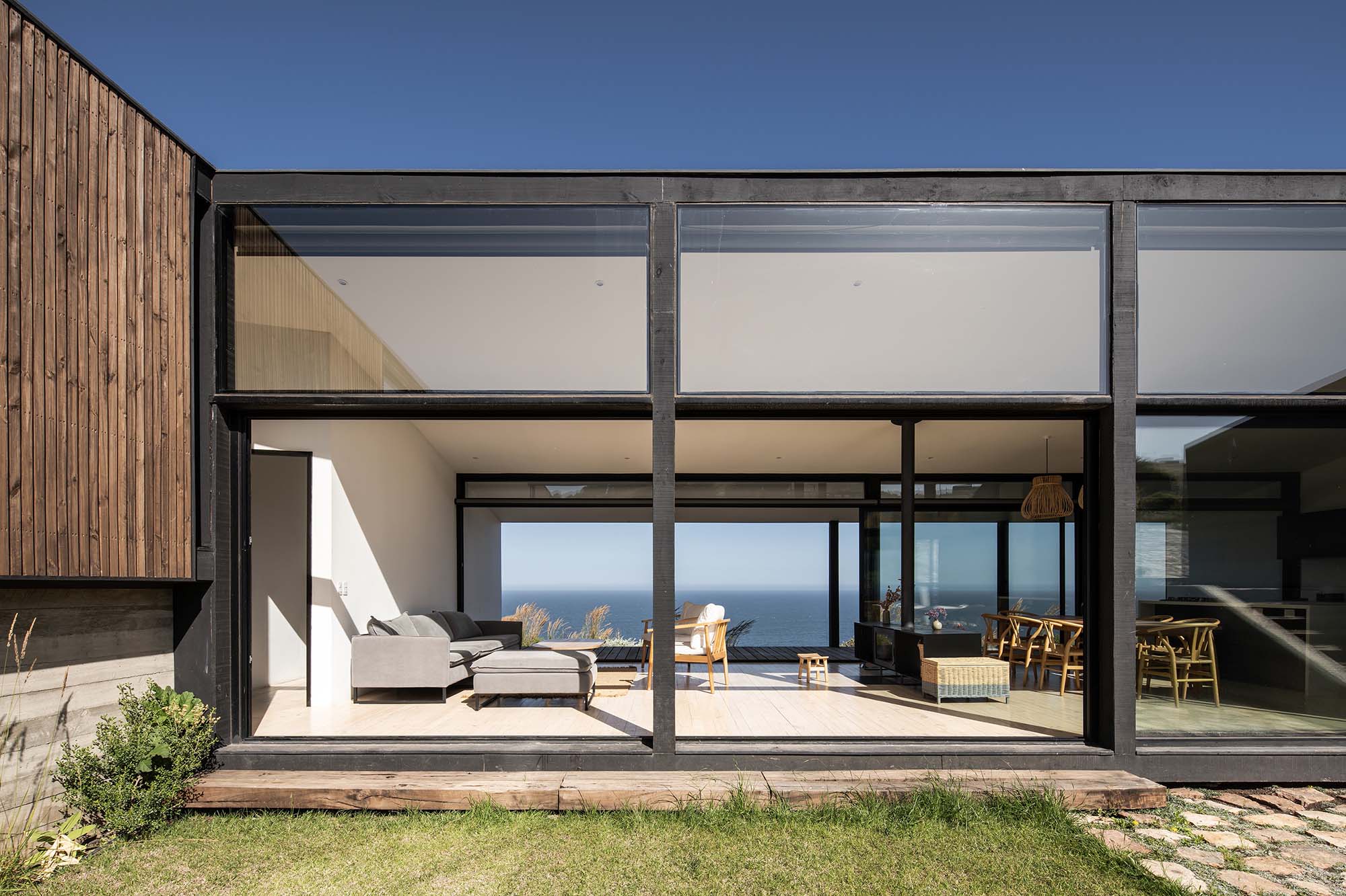 别墅设计,别墅设计案例,ERRE Arquitectos,智利,国外别墅设计案例,别墅装修,海景别墅,极简风格,平层别墅