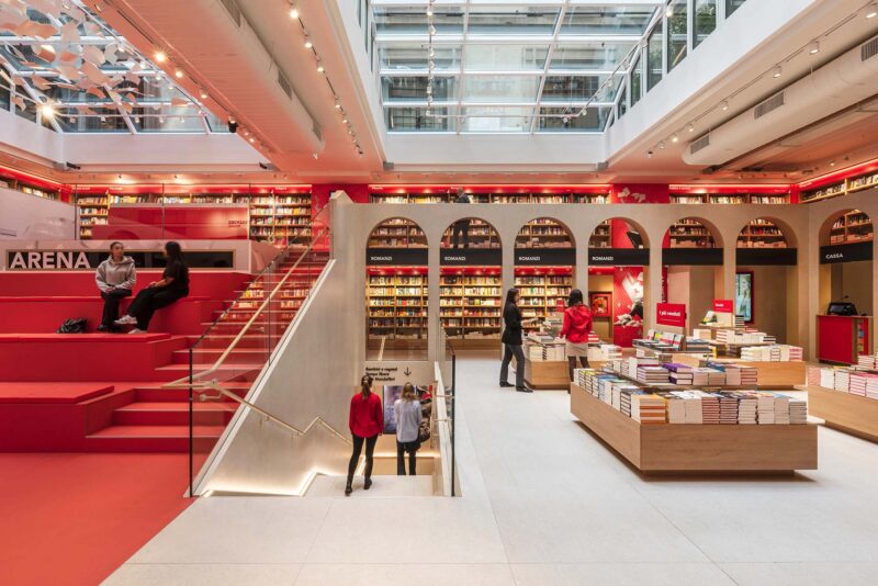 Il Prisma | 意大利米兰蒙达多利大教堂书店