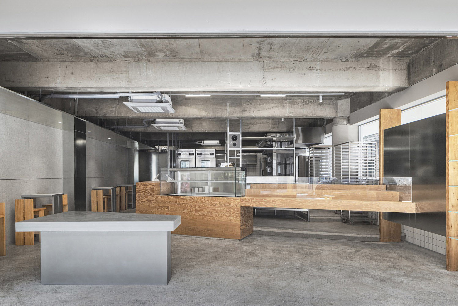 oftn studio,首尔,咖啡厅设计案例,咖啡厅装修,Baker Baker面包店,极简风格咖啡厅,咖啡厅设计方案,面包店设计