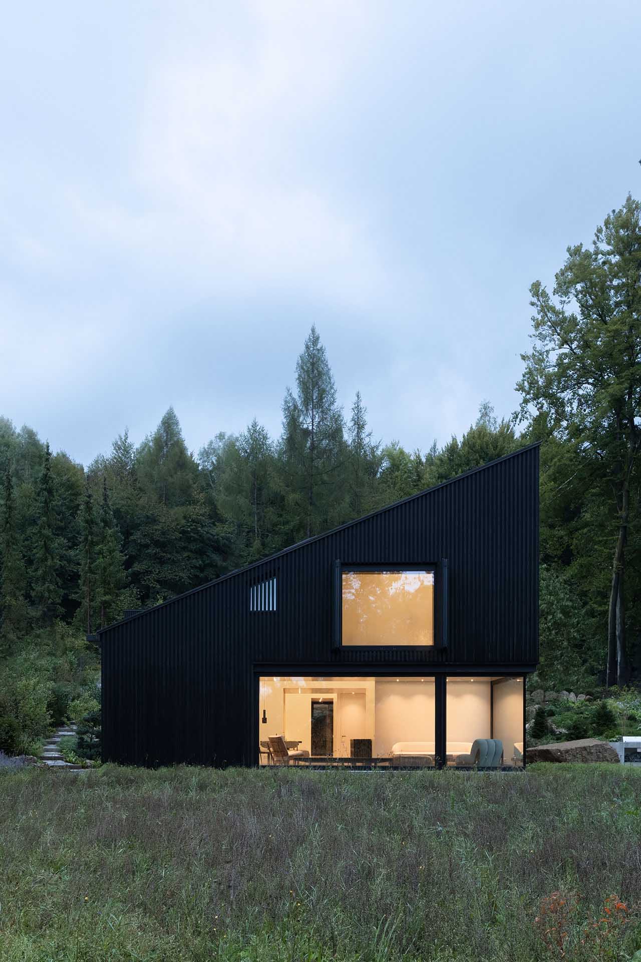 别墅设计,乡村别墅设计,Appels Architekten,国外别墅设计案例,德国,巴伐利亚,极简风格,乡村度假别墅
