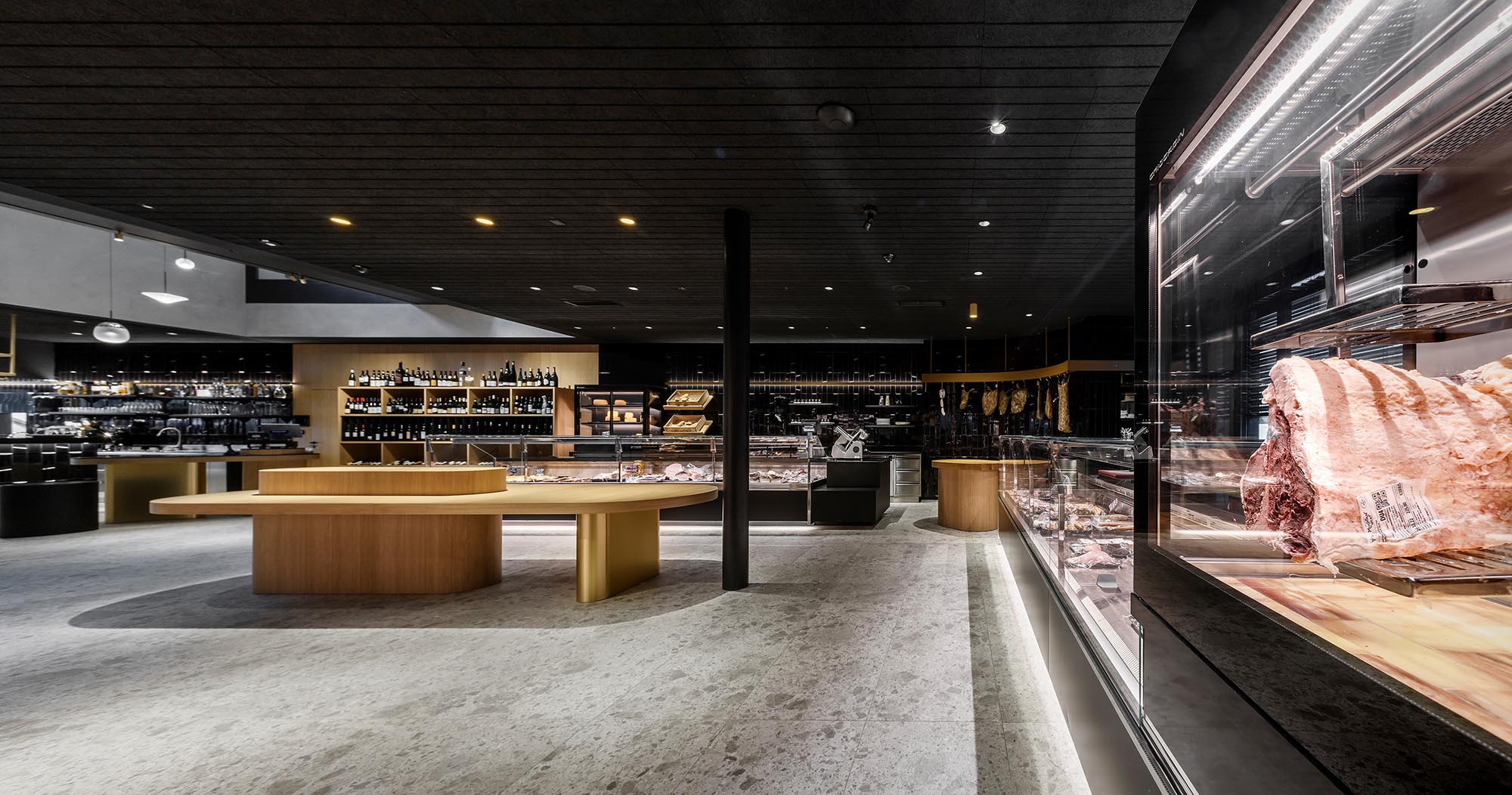 酒吧设计,酒吧设计案例,KUP - ARCH Architekten architetti,酒吧设计方案,意大利,葡萄酒零售店,餐厅,综合店