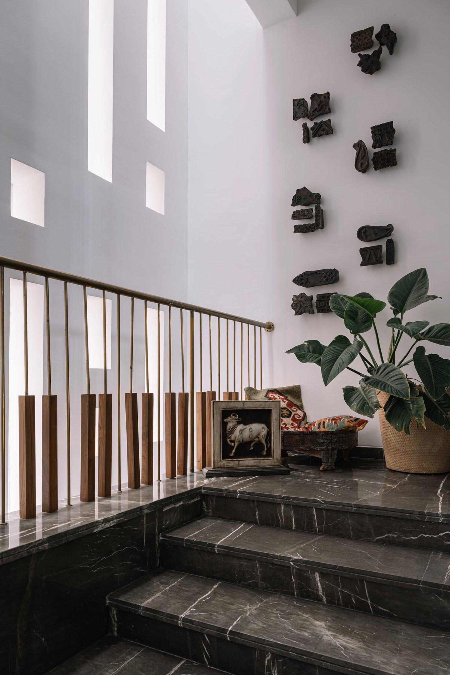 NaaV studio,别墅设计,海得拉巴,传统元素,940㎡,别墅设计方案,国外别墅设计案例,印度