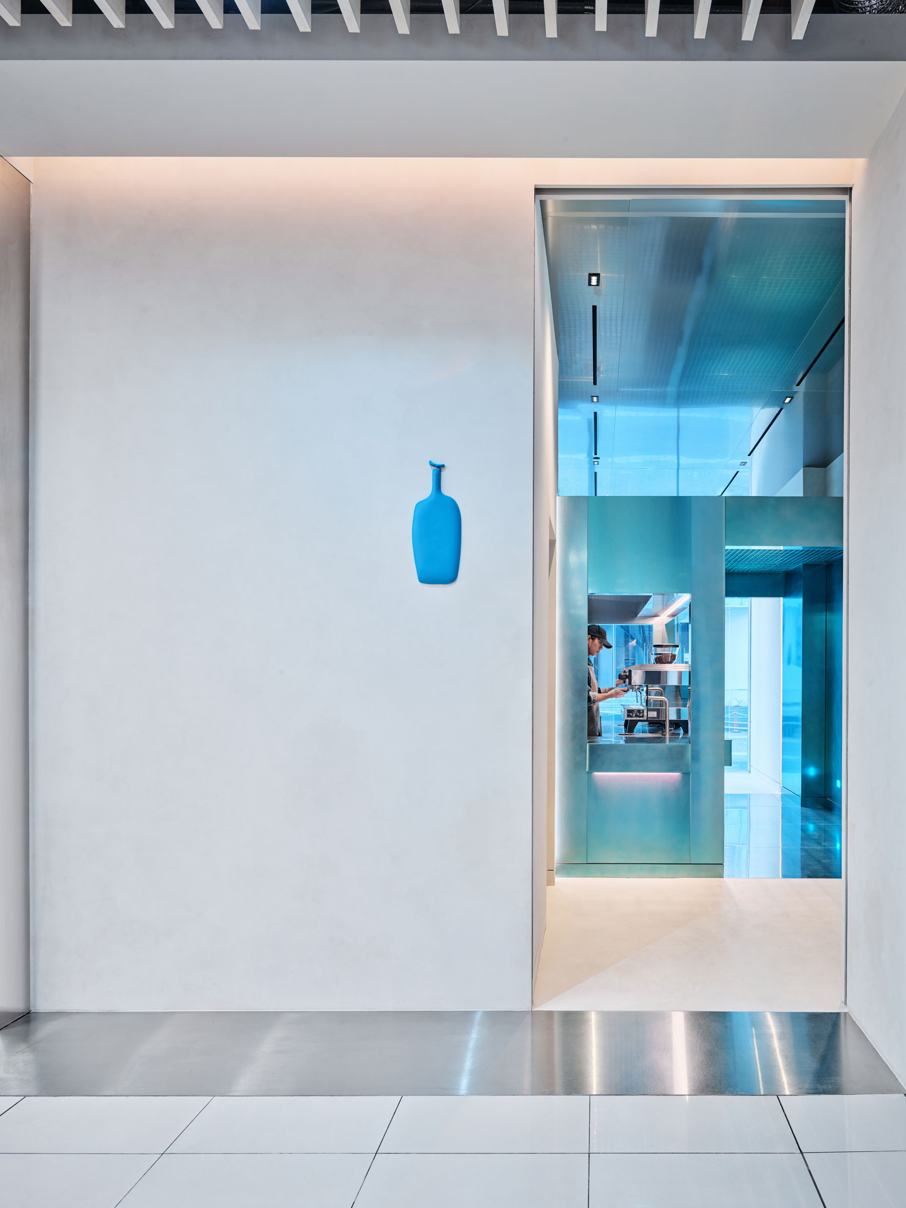 Teo Yang Studio,咖啡厅设计案例,咖啡店设计,韩国,首尔,小蓝瓶咖啡,BLUE BOTTLE COFFEE,咖啡厅设计,小蓝瓶咖啡店设计案例,网红咖啡厅,创意咖啡店