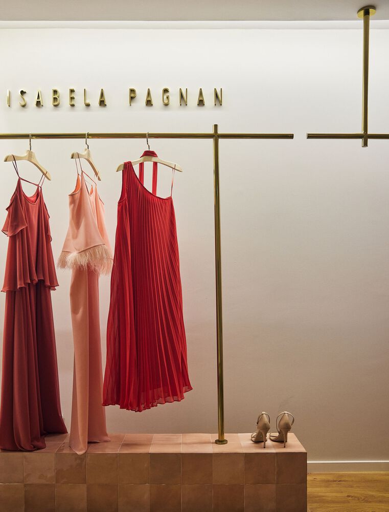 零售店设计,APB Oficina de Projetos,女装店设计,服装工作室,零售店设计案例,巴西,38㎡,时尚品牌服装零售店,服装店
