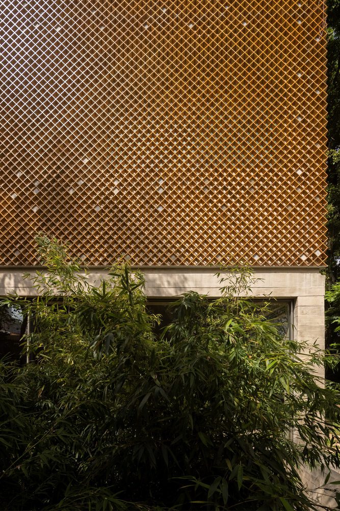 住宅设计,别墅设计案例,Studio Arthur Casas,巴西,原木色,全开放式布局,国外住宅设计案例,650㎡,庭院别墅,镂空花砖