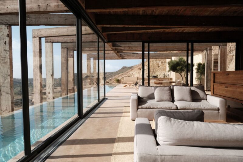 CLACLÁ Taller de Arquitectura | 500㎡，墨西哥洞穴般的侘寂美学山景别墅