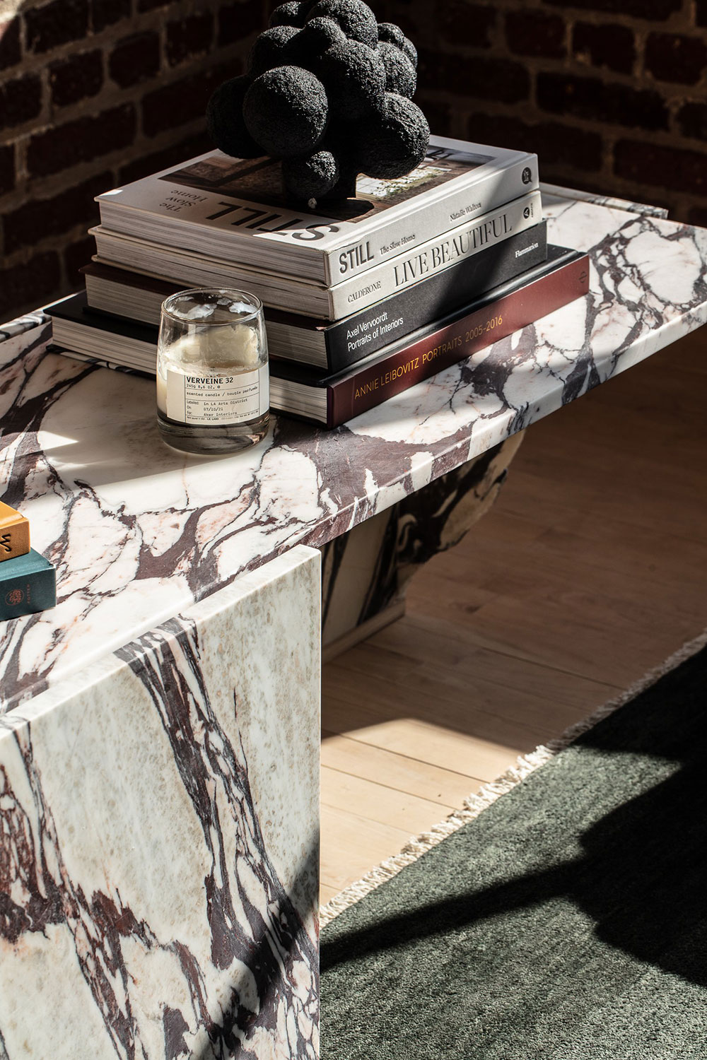 Aker interiors,洛杉矶,公寓设计案例,阁楼设计,公寓设计,45㎡,阁楼装修效果图,阁楼改造
