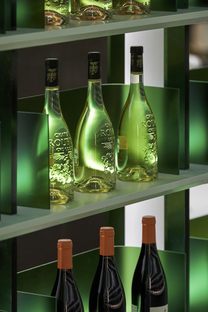 酒吧设计,酒吧设计案例,酒吧设计方案,酒吧装修,Design Studio Maoom,创意酒吧,酒吧餐厅,MOWa酒吧餐厅,680㎡,韩国,首尔
