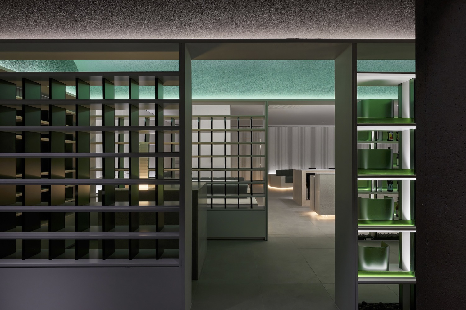 酒吧设计,酒吧设计案例,酒吧设计方案,酒吧装修,Design Studio Maoom,创意酒吧,酒吧餐厅,MOWa酒吧餐厅,680㎡,韩国,首尔