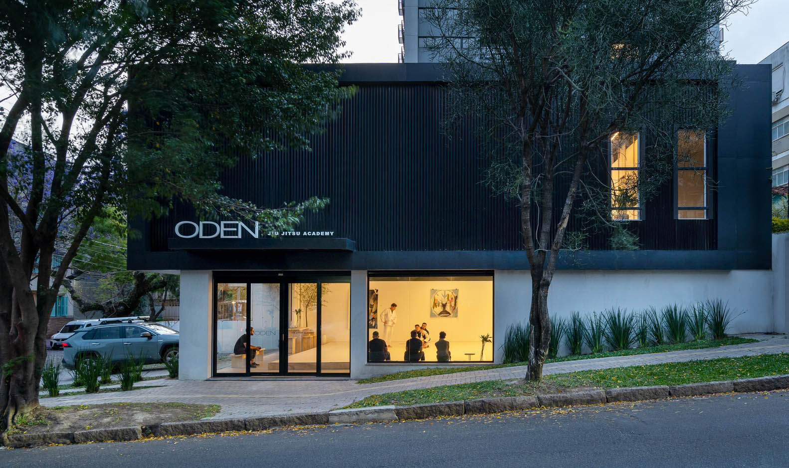 0E1 Arquitetos,健身房设计案例,健身房,柔术学校,250㎡,国外健身房设计,巴西,健身工作室,柔术工作室