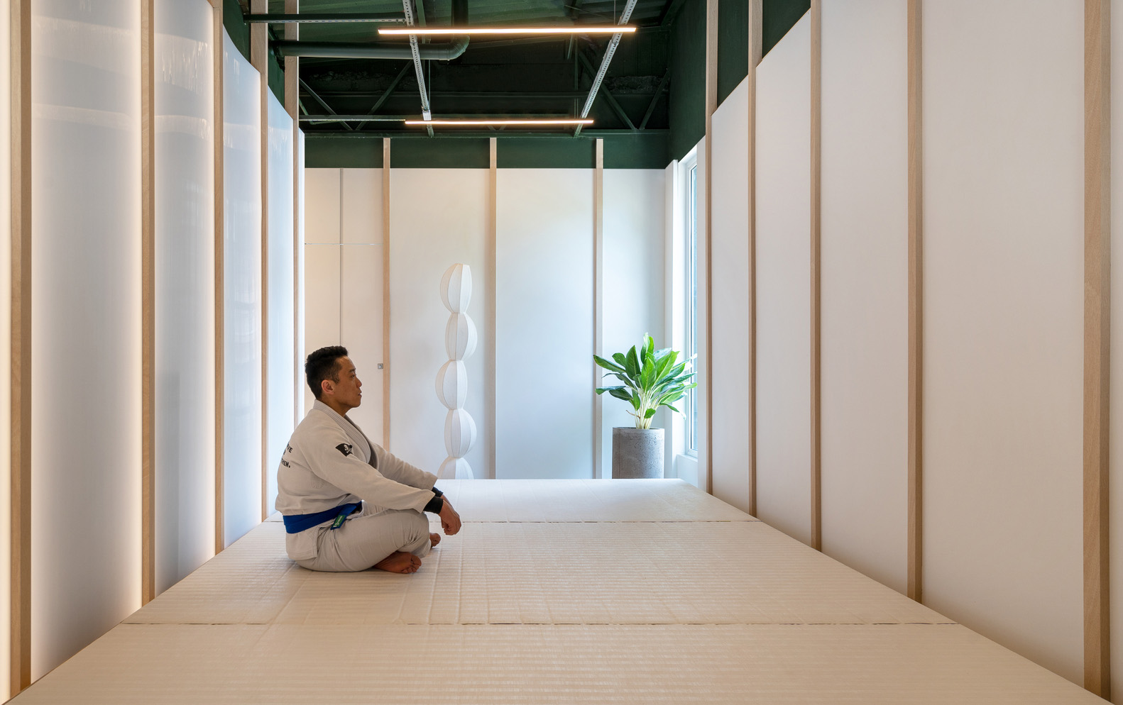 0E1 Arquitetos,健身房设计案例,健身房,柔术学校,250㎡,国外健身房设计,巴西,健身工作室,柔术工作室