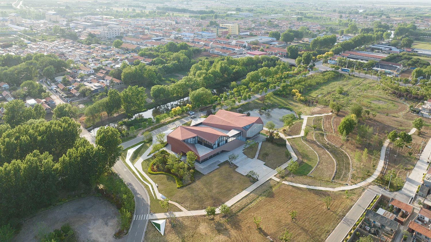 建筑设计,乡村建筑设计,公共空间设计,多功能空间设计,青岛,青岛即墨华侨城乡村展示中心,袈蓝建筑