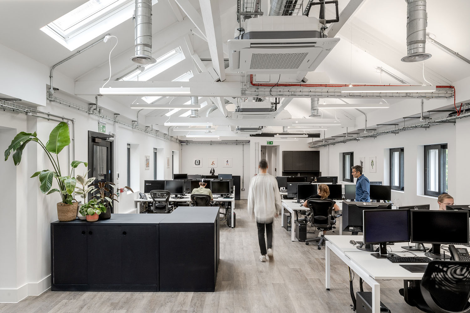 办公室设计,办公室装修,办公室设计案例,办公室设计方案,MATA Architects,英国,视觉效果公司,科技公司办公室设计,865㎡