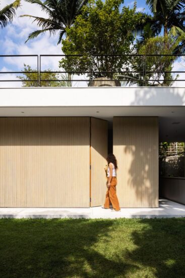 Gabriella Ornaghi｜400㎡，巴西圣保罗绿植景观别墅