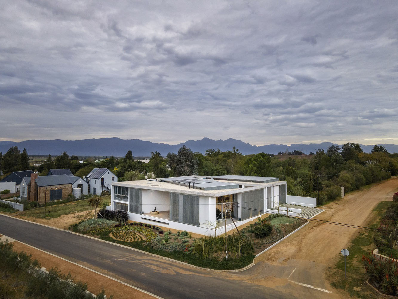 住宅设计,别墅设计案例,Strukt Architects,南非,度假别墅,景观别墅,国外住宅设计案例,445㎡,景观庭院别墅
