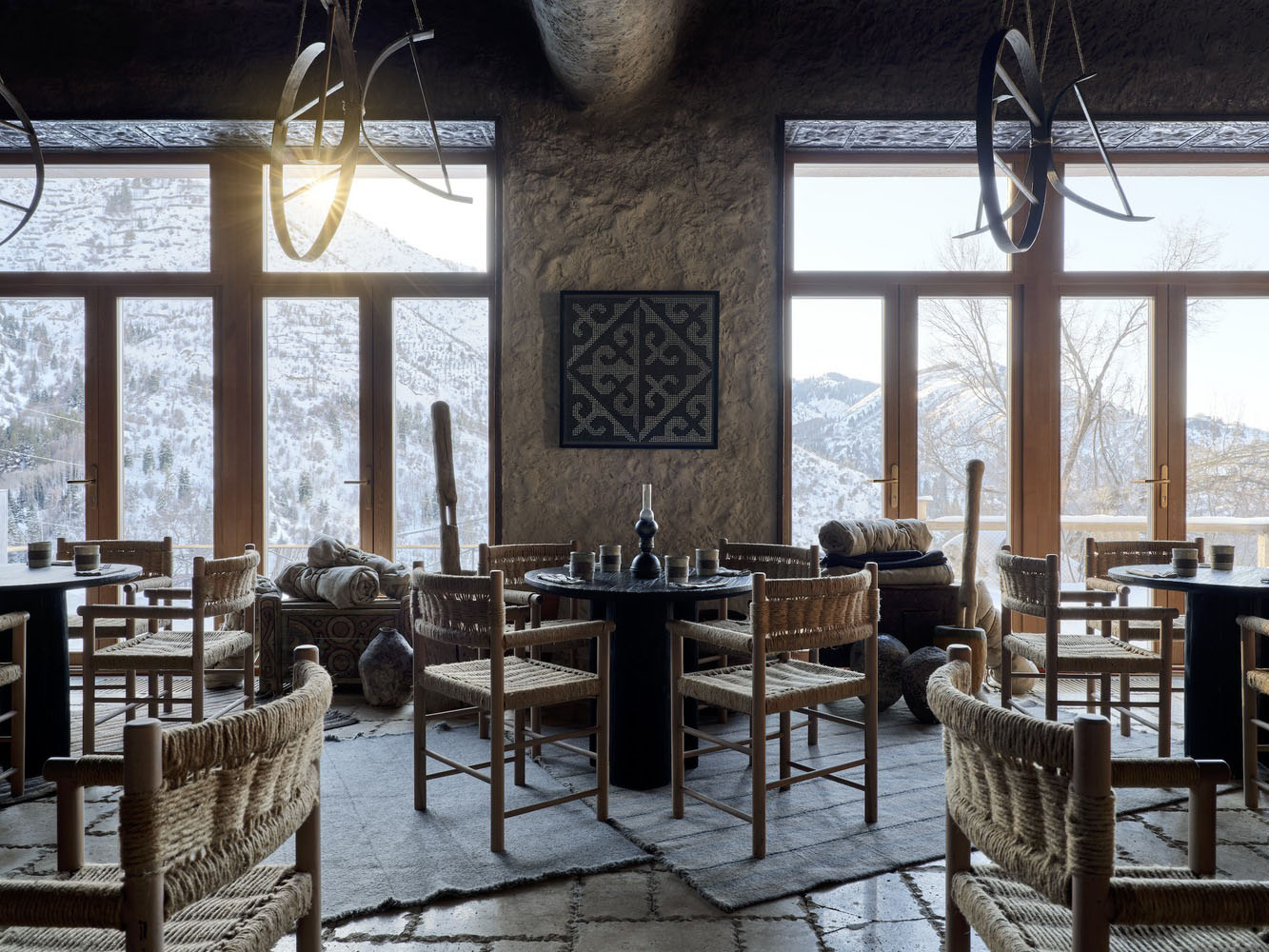 餐厅设计,餐厅设计案例,餐厅设计方案,主题餐厅设计,New Almaty Architects Workshop,餐厅装修,餐厅效果图,休闲餐厅设计,DUNIE,哈萨克斯坦,350㎡