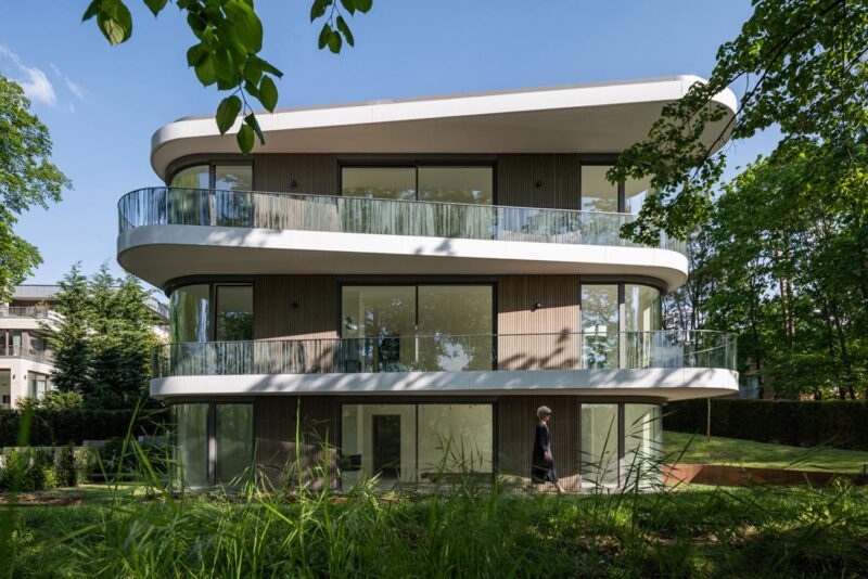 Tchoban Voss Architekten | 德国柏林曲线美学湖边公寓