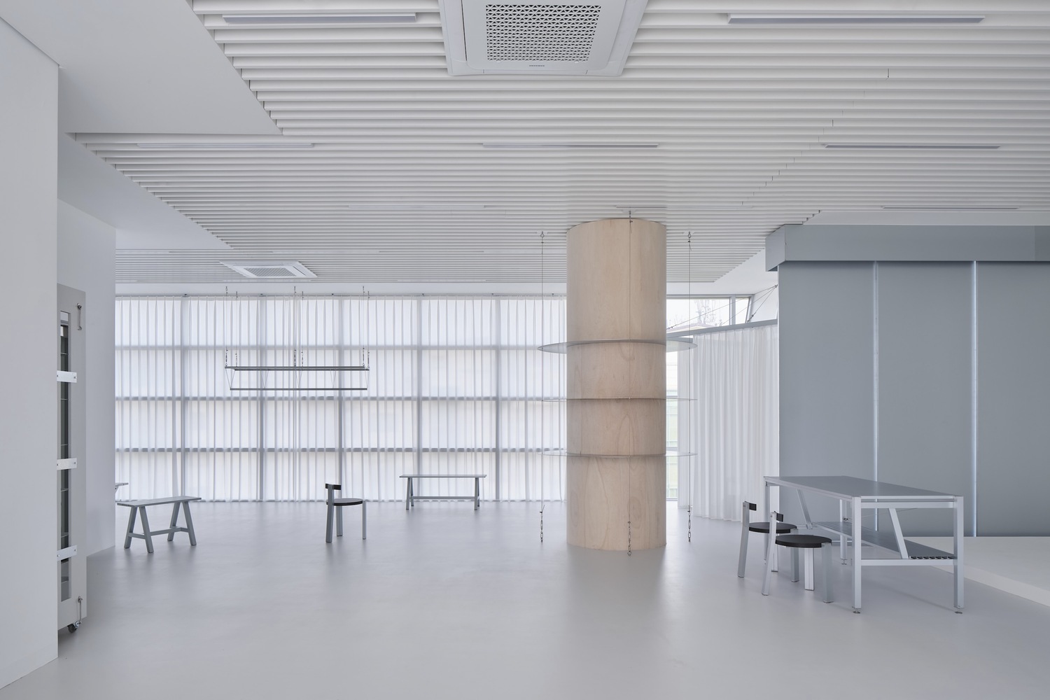 NONSCALED Studio,办公室设计案例,极简主义办公室,TCTC,极简风格,CourtSide Café,韩国,首尔